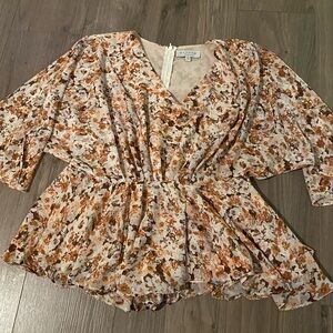 Women’s floral blouse size small